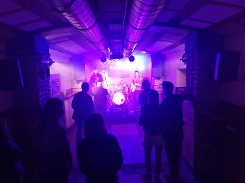 Ozymandias (AT), Acid Row (CZ) a Miserere (DE) ve Falconu - oslavy 17.11. tak trochu jinak!