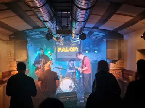 Ozymandias (AT), Acid Row (CZ) a Miserere (DE) ve Falconu - oslavy 17.11. tak trochu jinak!