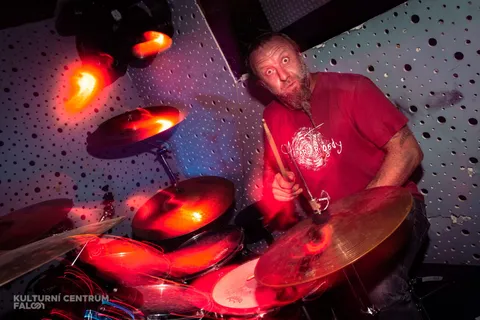 Úžasný koncert k 5. narozeninám klubu Falcon!