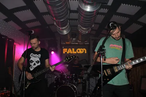 CHAI, JOKERS A MOLOTOV PARTY - to byla pořádná párty
