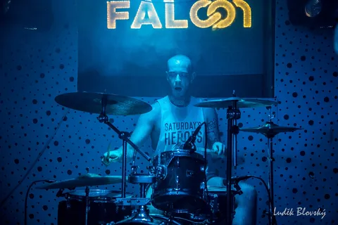 Italská kapela Wojtek rozproudila krev fanouškům v klubu Falcon