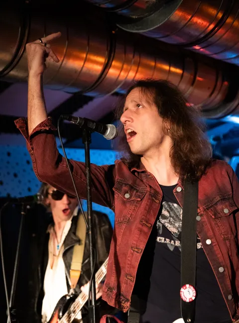 The Hornets rozproudili Falcon svým syrovým rock'n'rollem!