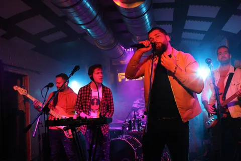 CHAI, JOKERS A MOLOTOV PARTY - to byla pořádná párty
