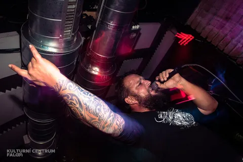 Úžasný koncert k 5. narozeninám klubu Falcon!
