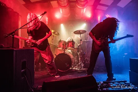 Welicoruss a Animal Hate rozhýbali Falcon!